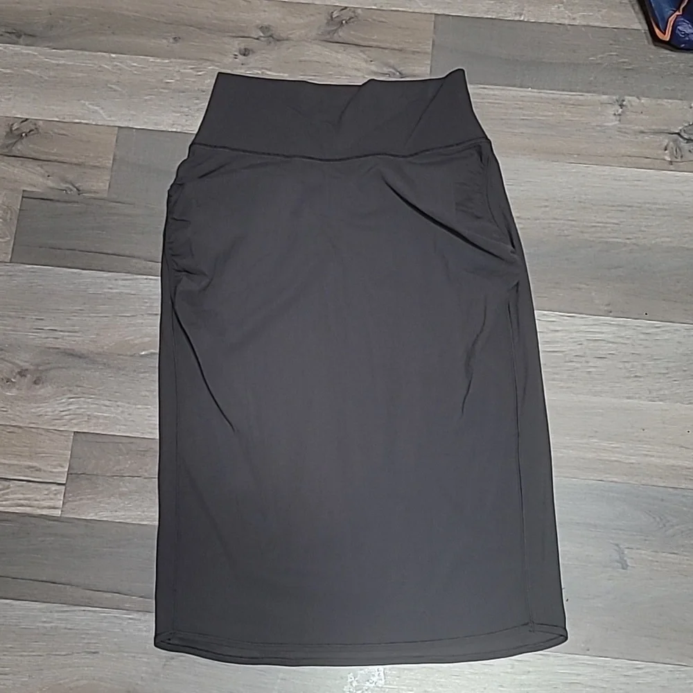 Athleta Women's skirt - Picture 3 of 7